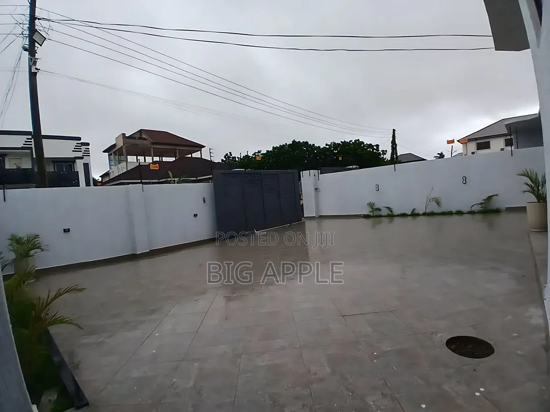 3bdrm House in Lakeside Estate for sale