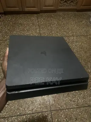Ps4 Slim 500 Available