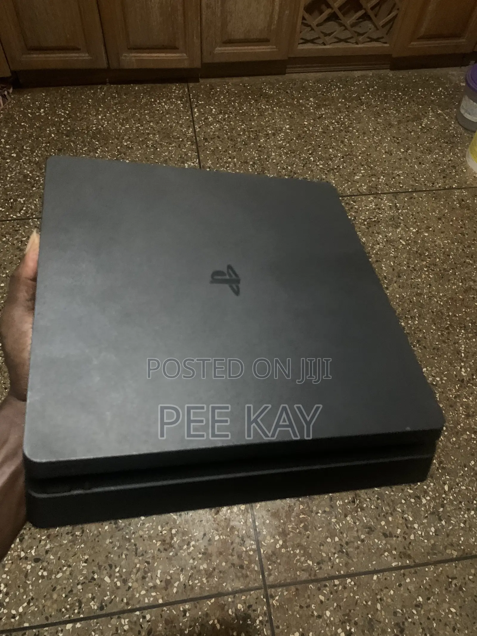 Ps4 Slim 500 Available