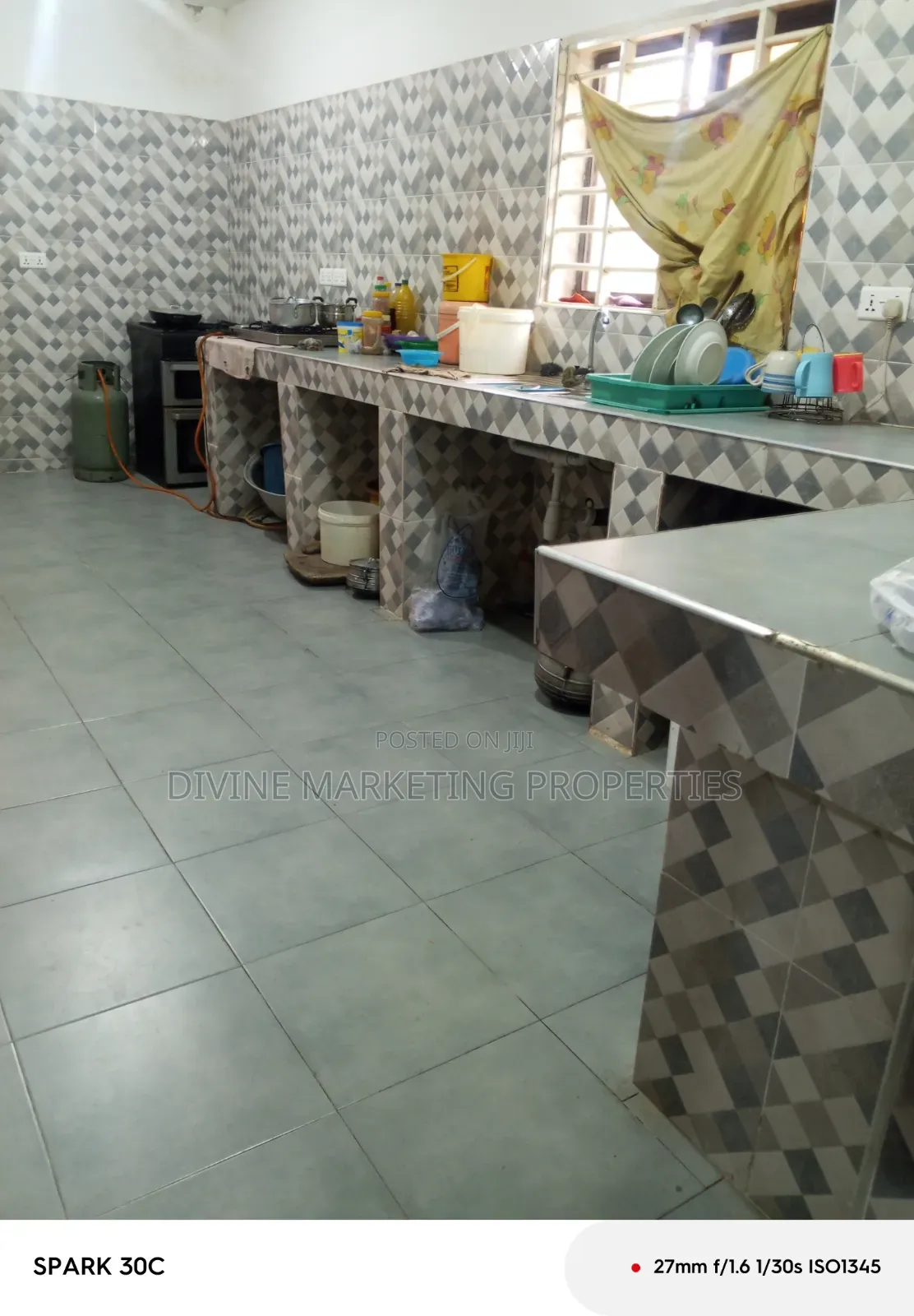 14bdrm House in Opah After 3, Amasaman for sale