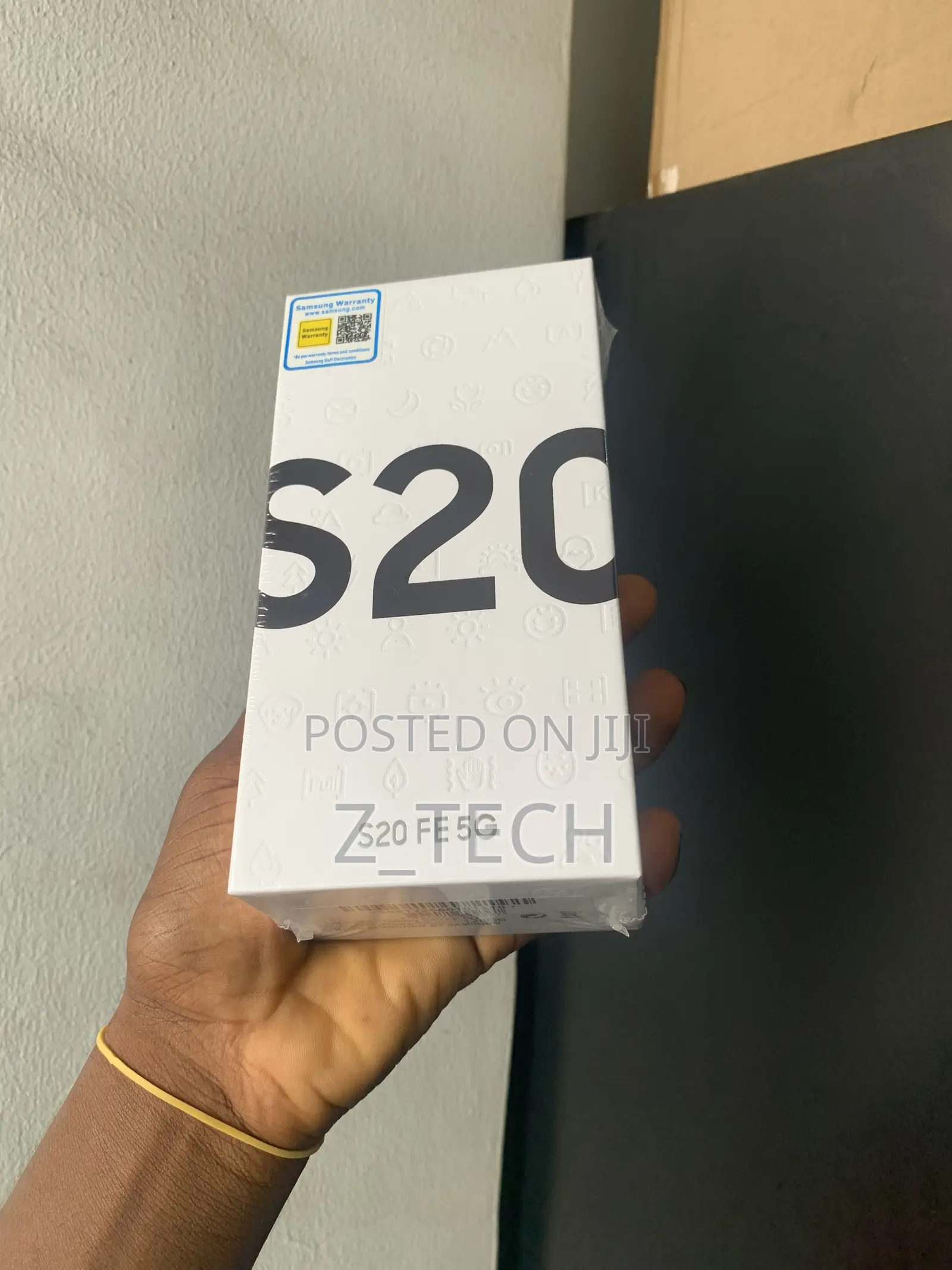 New Samsung Galaxy S20 FE 128 GB Blue