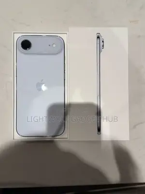 New Apple iPhone Air 256 GB