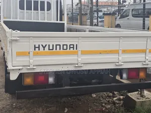 Hyundai Mighty Truck 2017 3 .5 Ton