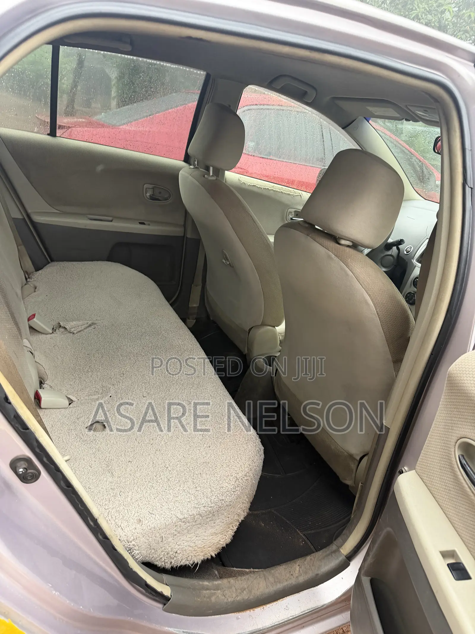 Toyota Vitz 1.5 FWD 5dr 2010 Silver