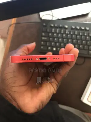 Apple iPhone 12 64 GB Red