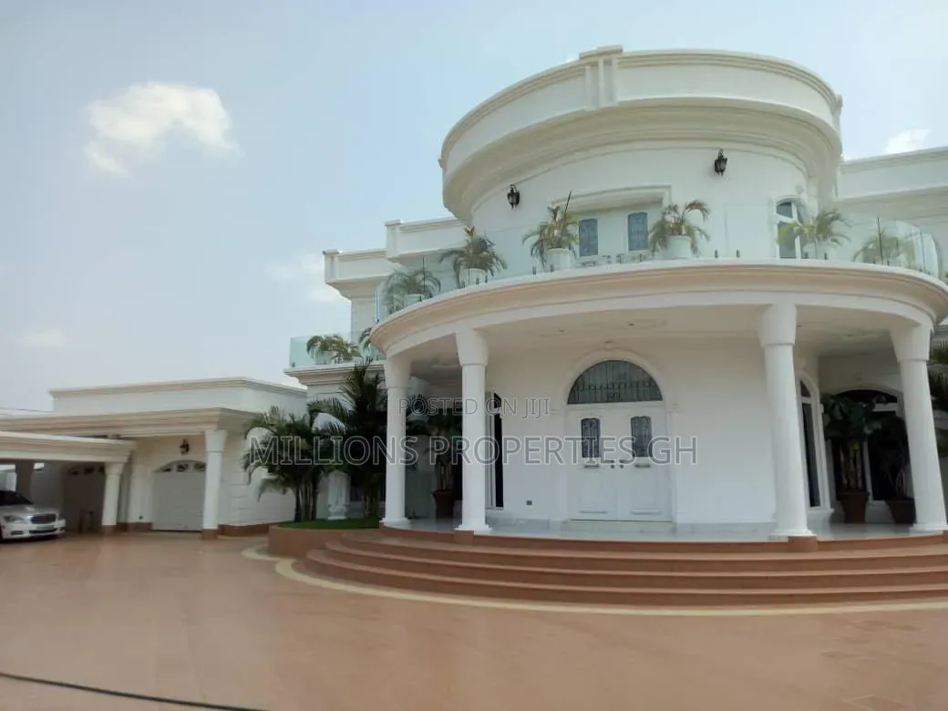 Furnished 9bdrm Mansion in Millions Properties, Kumasi Metropolitan