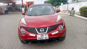 Nissan Juke 2011 Red