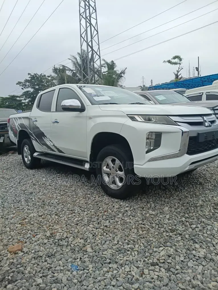 Mitsubishi L200 2020 White