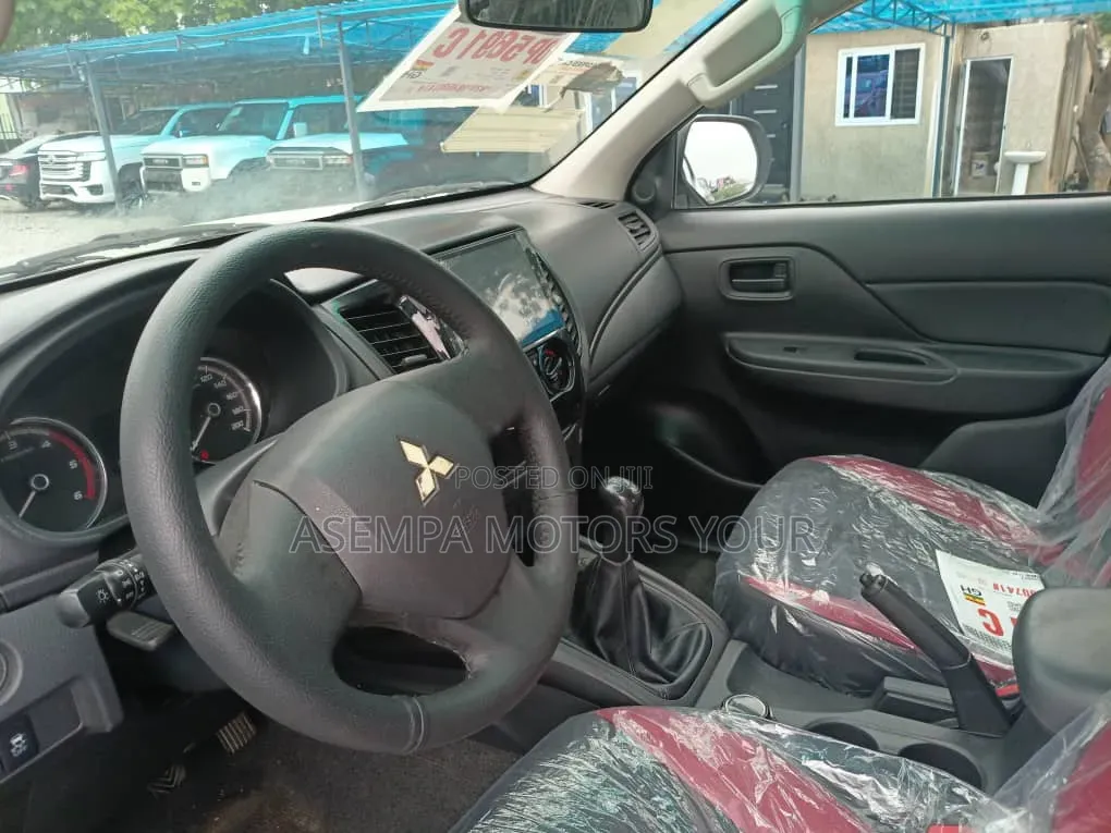 Mitsubishi L200 2020 White