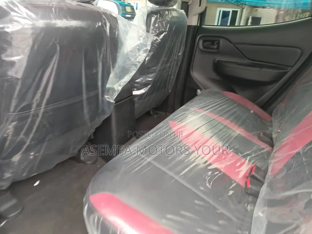 Mitsubishi L200 2020 White