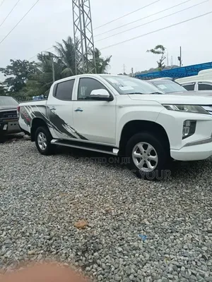 Mitsubishi L200 2020 White
