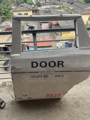 CR-v 23 Back Door