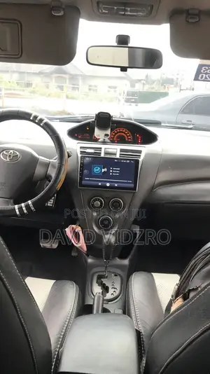 Toyota Yaris 2009 Silver