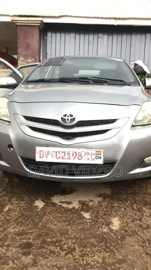 Toyota Yaris 2009 Silver