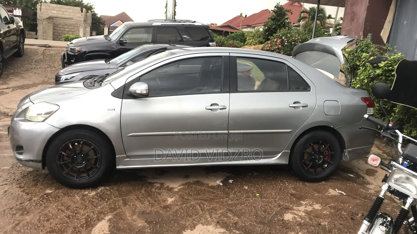 Toyota Yaris 2009 Silver