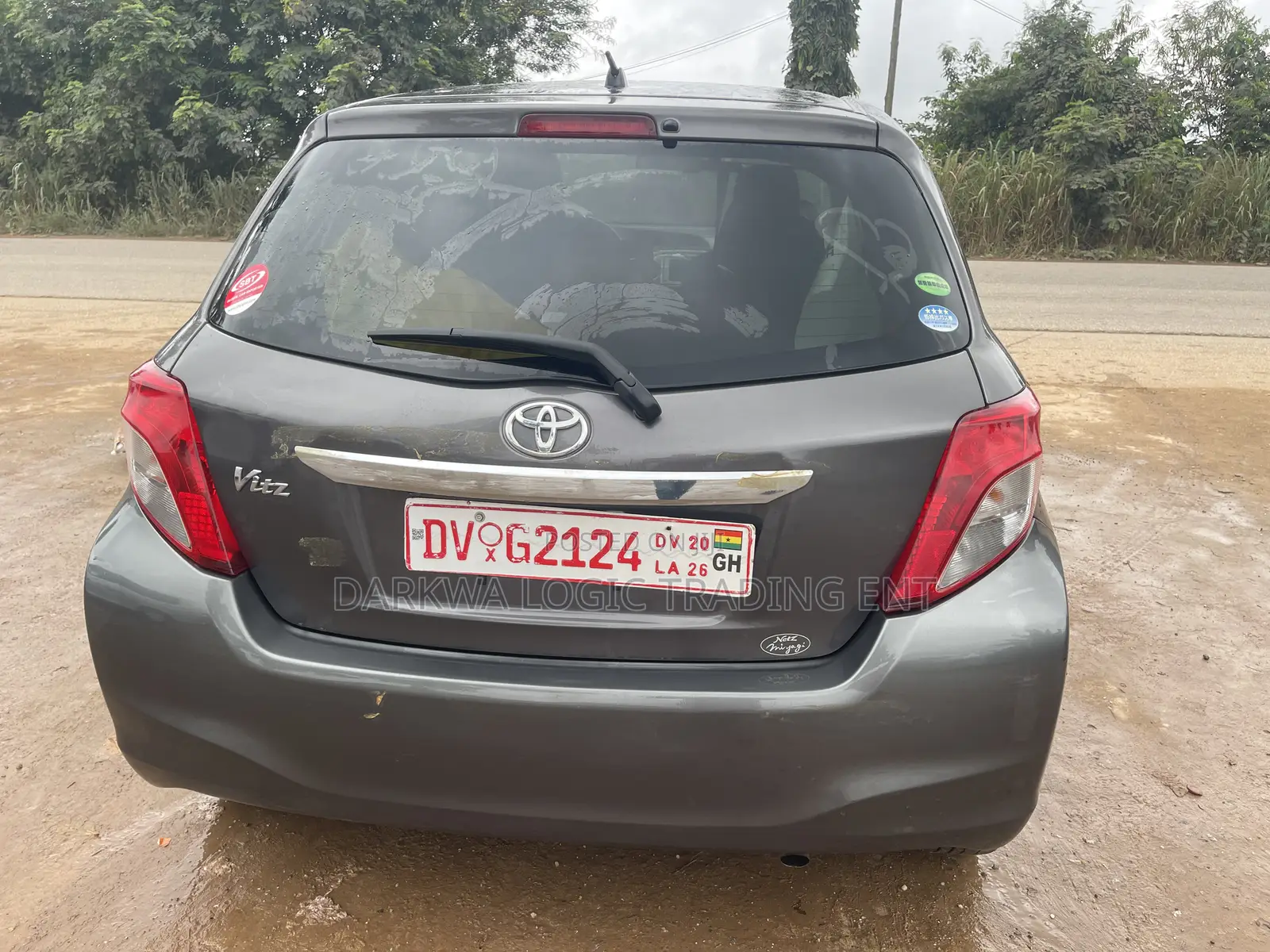 Toyota Vitz 2014 Gray