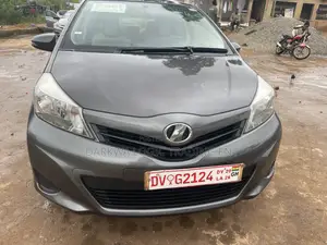 Toyota Vitz 2014 Gray