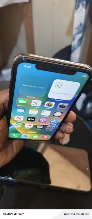 Apple iPhone X 64 GB Black