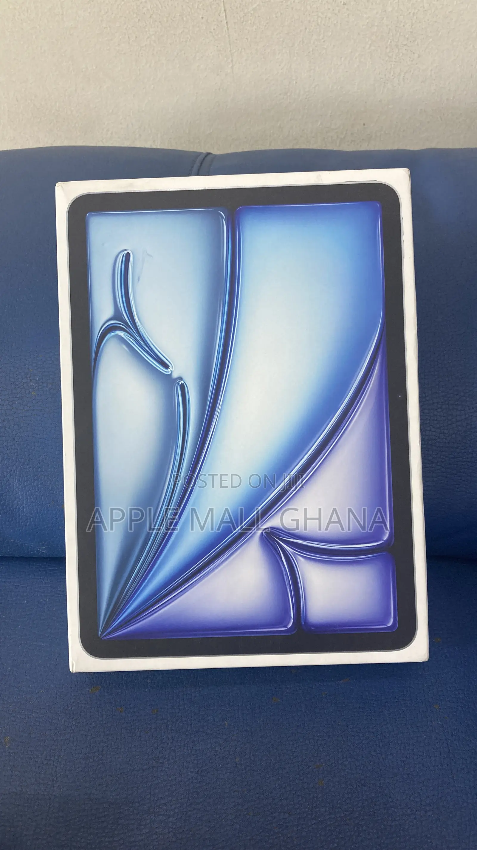 New Apple iPad Air 128 GB Blue