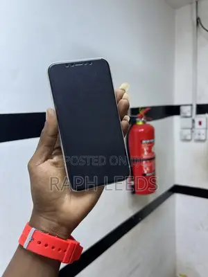 New Apple iPhone 16 128 GB Blue