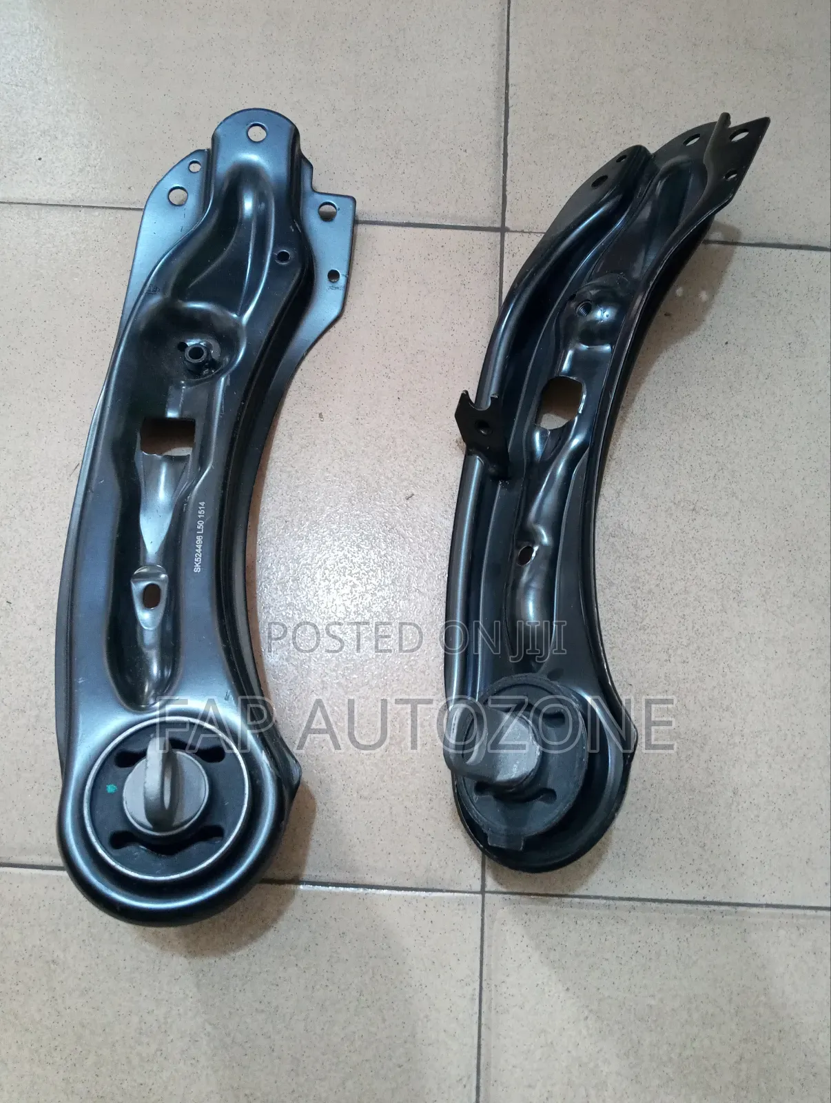 01385. Original Chrysler 200 Control Arm From USA. Sk524495