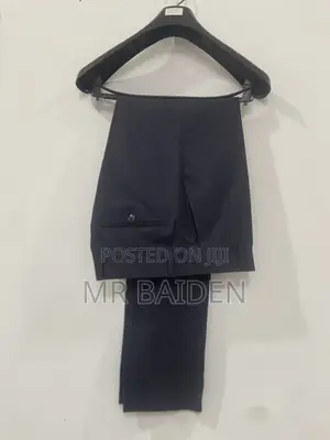 Romano Botta Classic Fit One-Button Gray Italian Suit