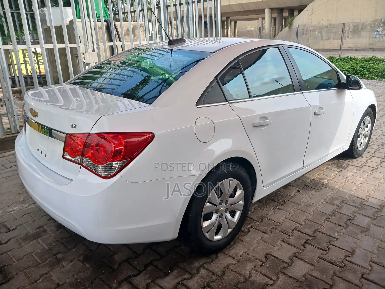 Chevrolet Cruze LS 4dr Sedan (1.5L 4cyl 6A) 2016 White