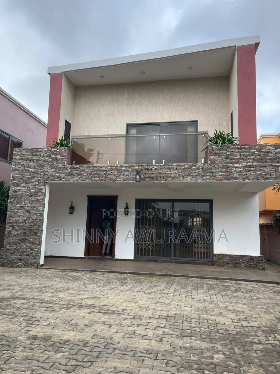 3bdrm House in Ashaley Botwe, School Junction for sale