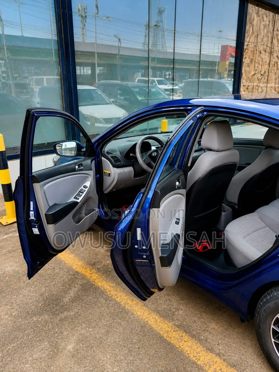 Hyundai Accent SE Sedan 2016 Blue