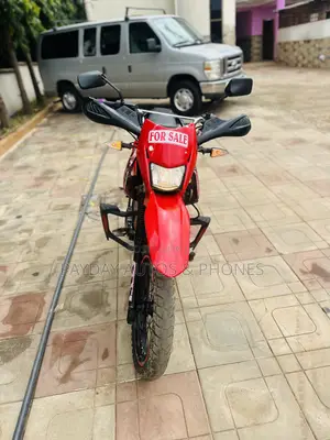Royal Motorcycle 2021 Red