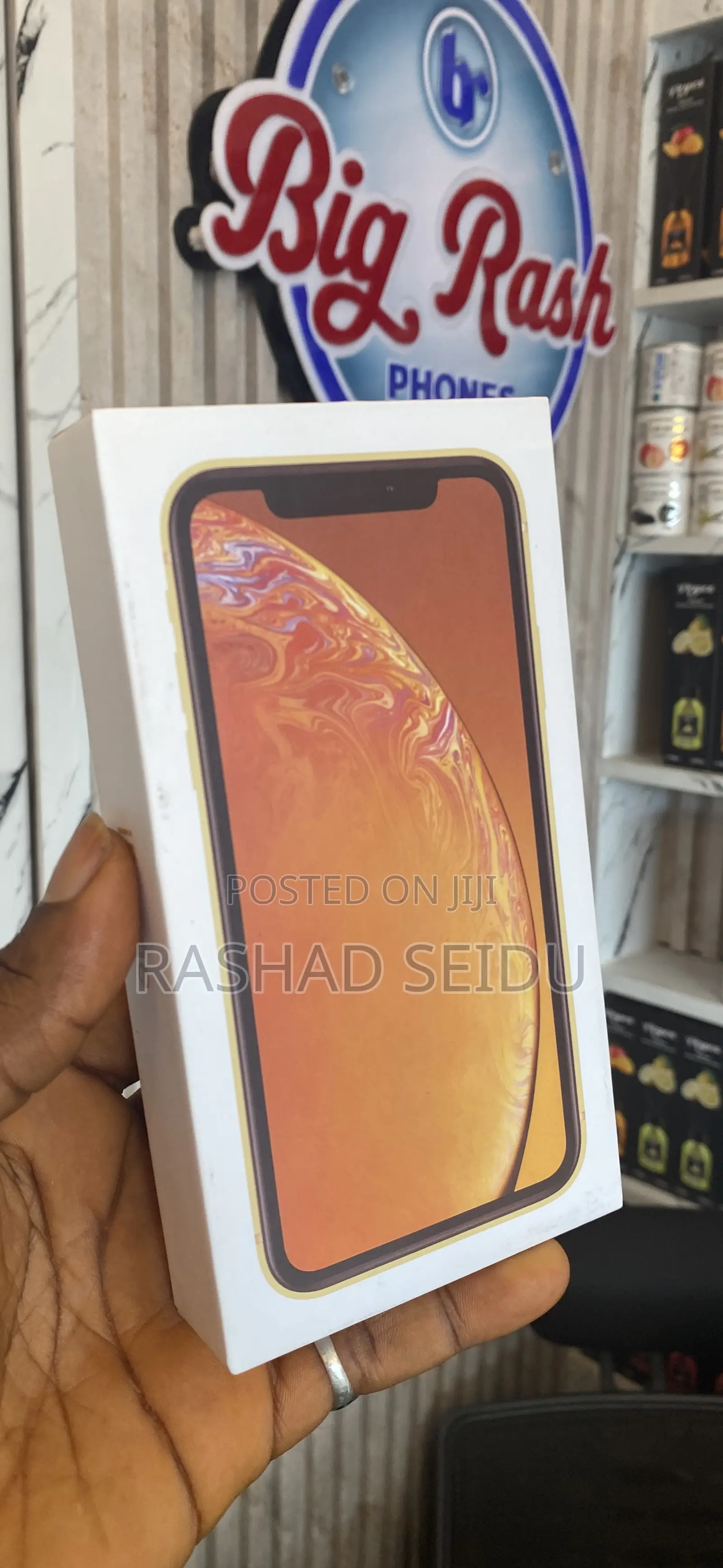 New Apple iPhone XR 64 GB Yellow