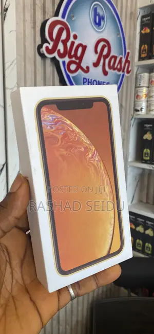 New Apple iPhone XR 64 GB Yellow