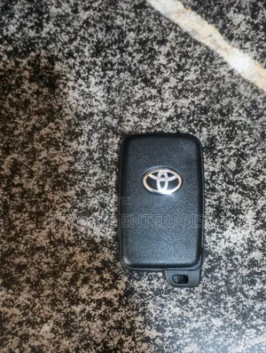 Toyota Land Cruiser,Highlander,RAV4,Corolla Smart Key and Programming