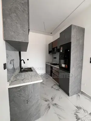 3bdrm House in Crystal Park, East Legon for sale