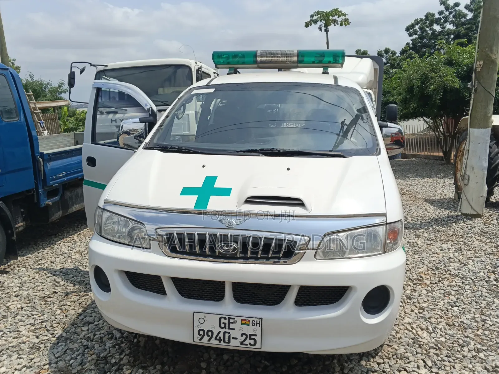 Hyundai H-100 2001 White