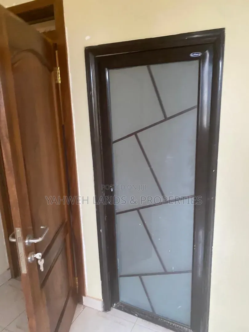 Furnished 4bdrm House in Adenta Commando, Barrier for rent