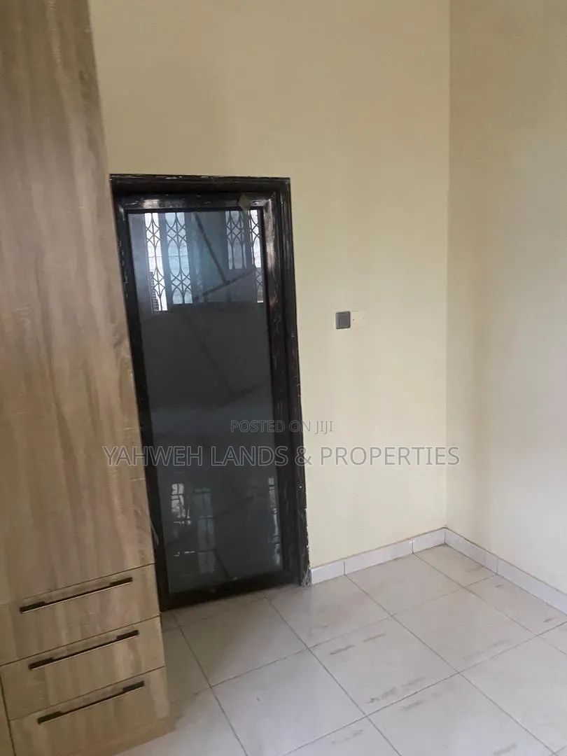 Furnished 4bdrm House in Adenta Commando, Barrier for rent