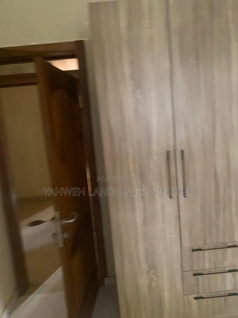 Furnished 4bdrm House in Adenta Commando, Barrier for rent