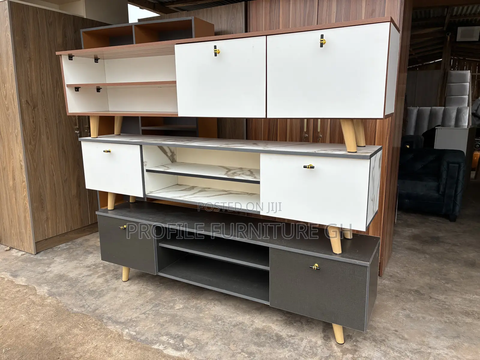 Mixed Color TV Stand // Laminated TV Stand
