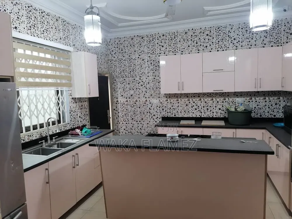 4bdrm House in Mecedonia City, Amasaman for sale