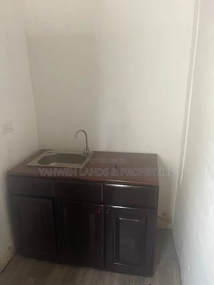 Furnished 1bdrm House in Spintex, Coca Cola for rent