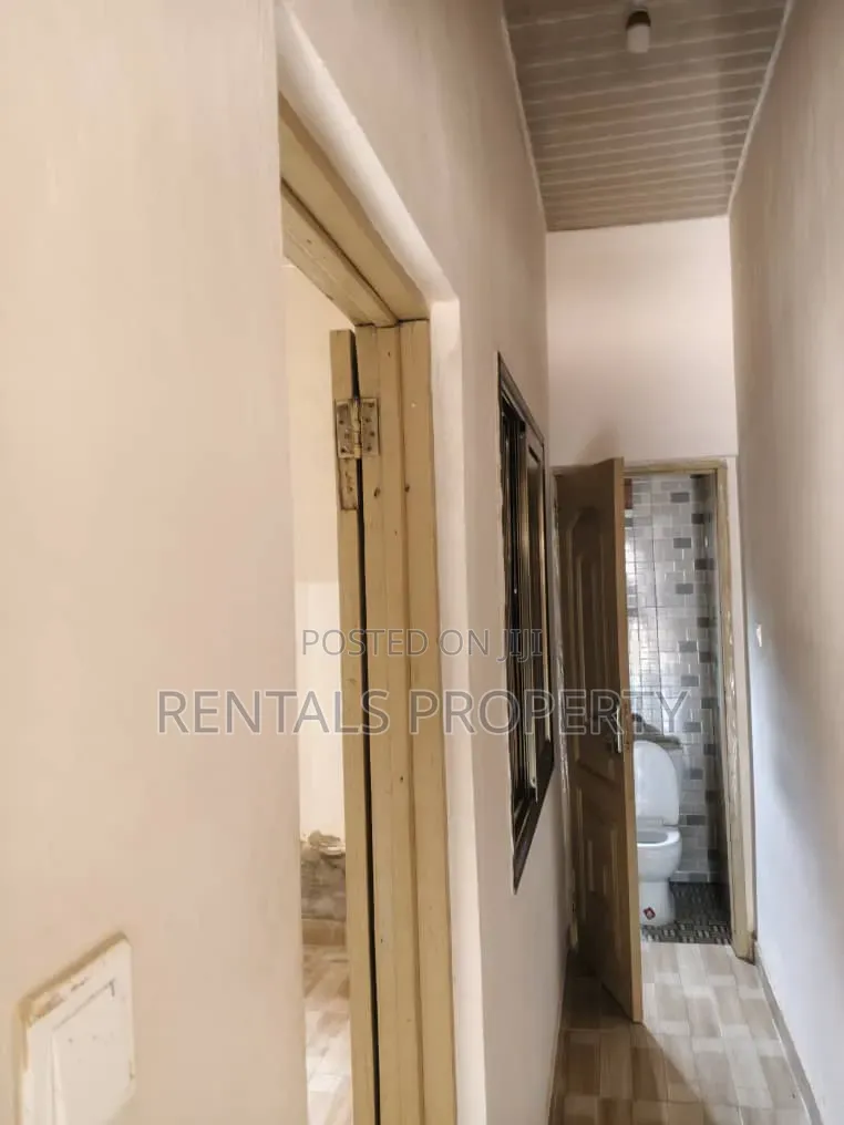 1bdrm Apartment in Danfa for rent