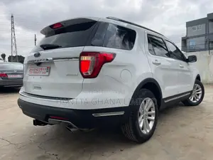 Ford Explorer XLT 4dr 4x4 (2.3L 4cyl 6A) 2017 White