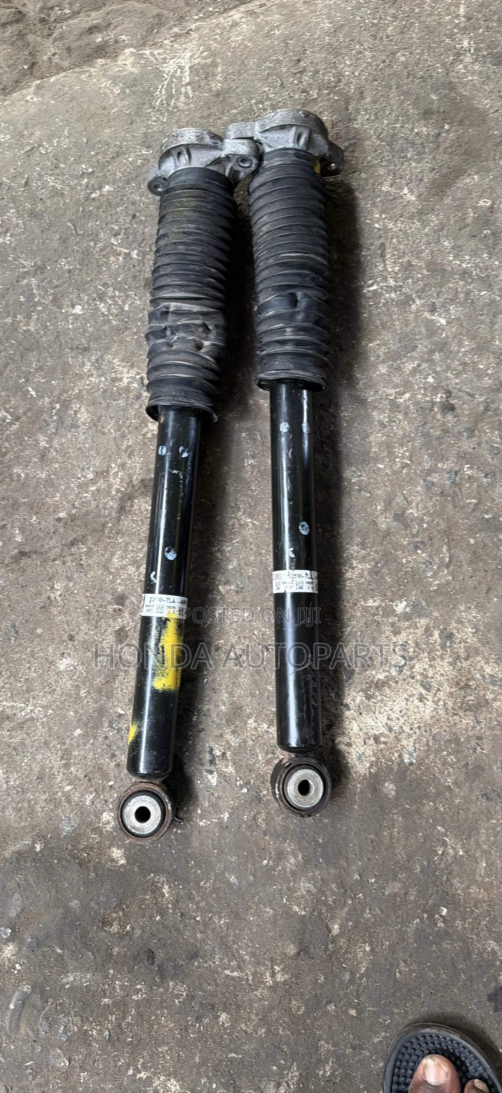 Honda Accord 2018,2019,2021 Back Shocks Home Use