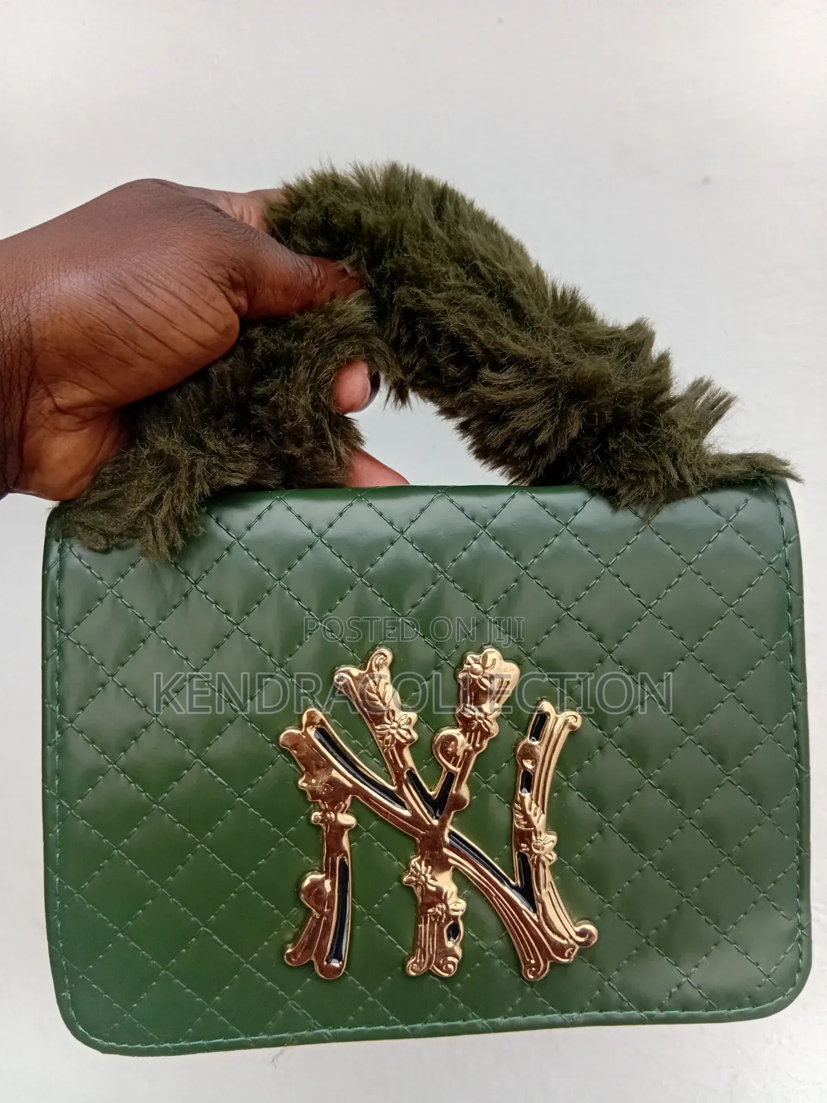Ladies Hand Bags at Cool Price