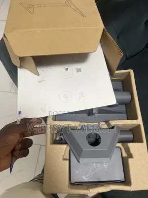 Starlink Pivot Stand