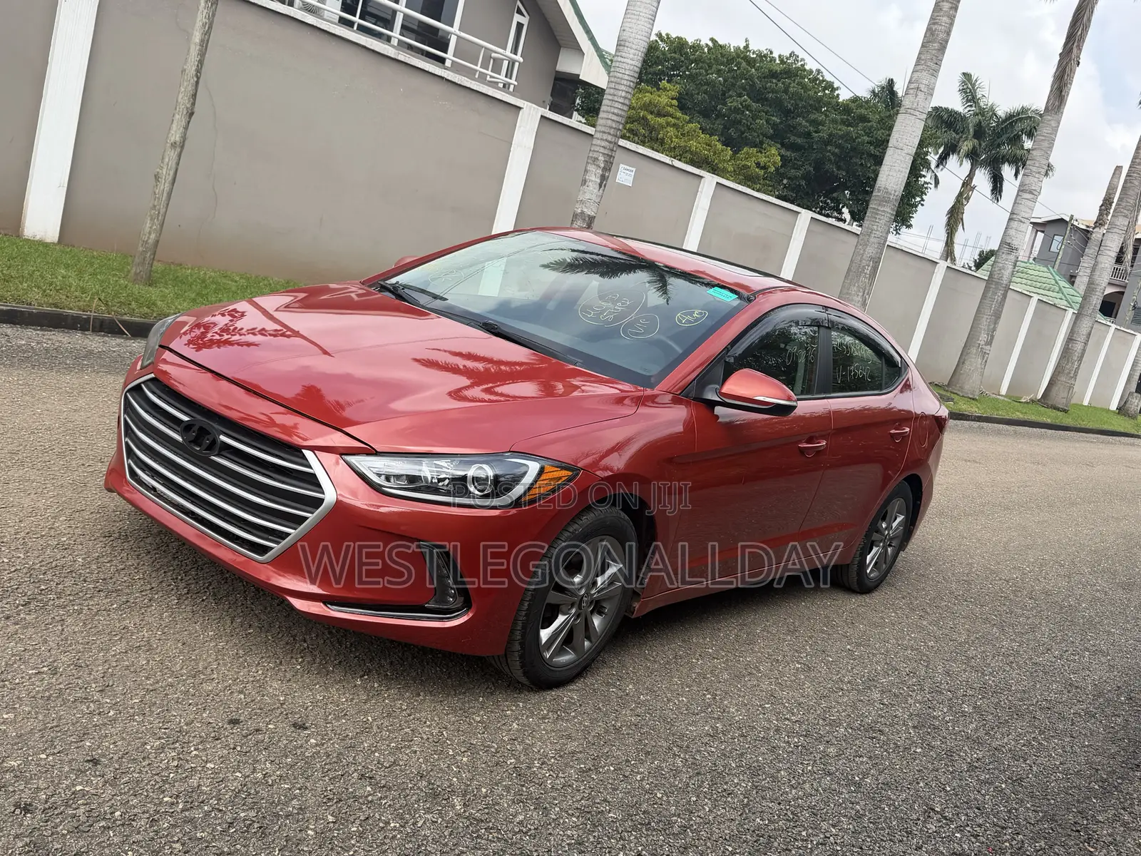 Hyundai Elantra Limited Sedan FWD (2.0L 4cyl 6A) 2017 Red