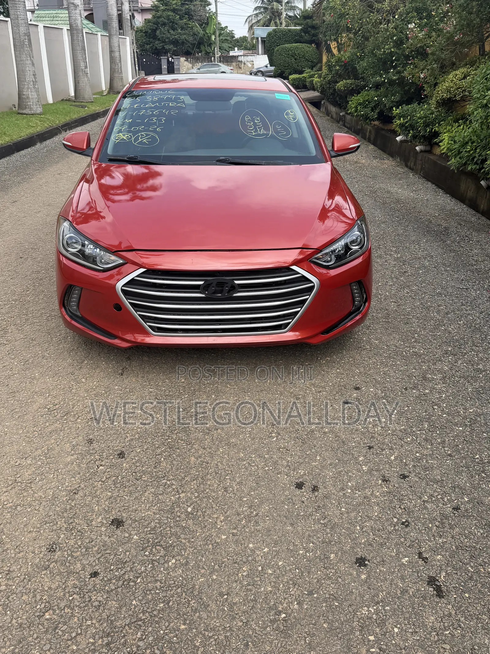 Hyundai Elantra Limited Sedan FWD (2.0L 4cyl 6A) 2017 Red