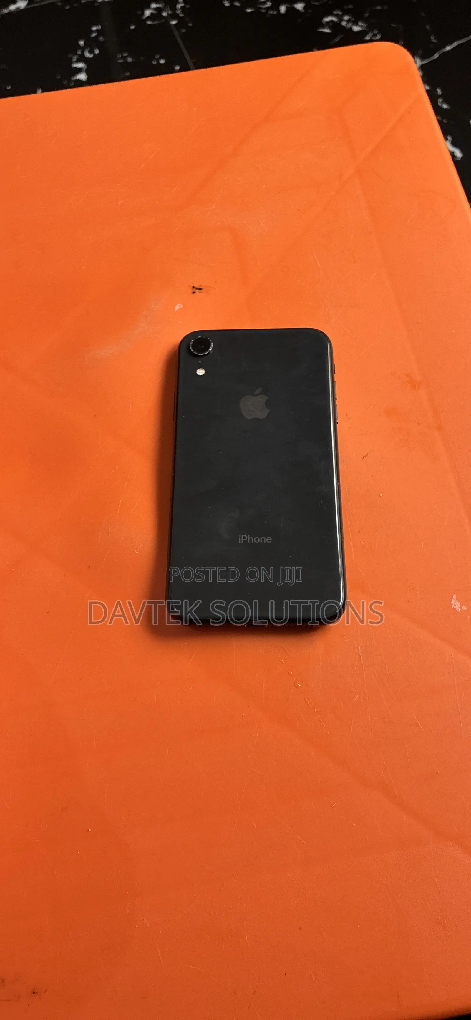Apple iPhone XR 64 GB Black
