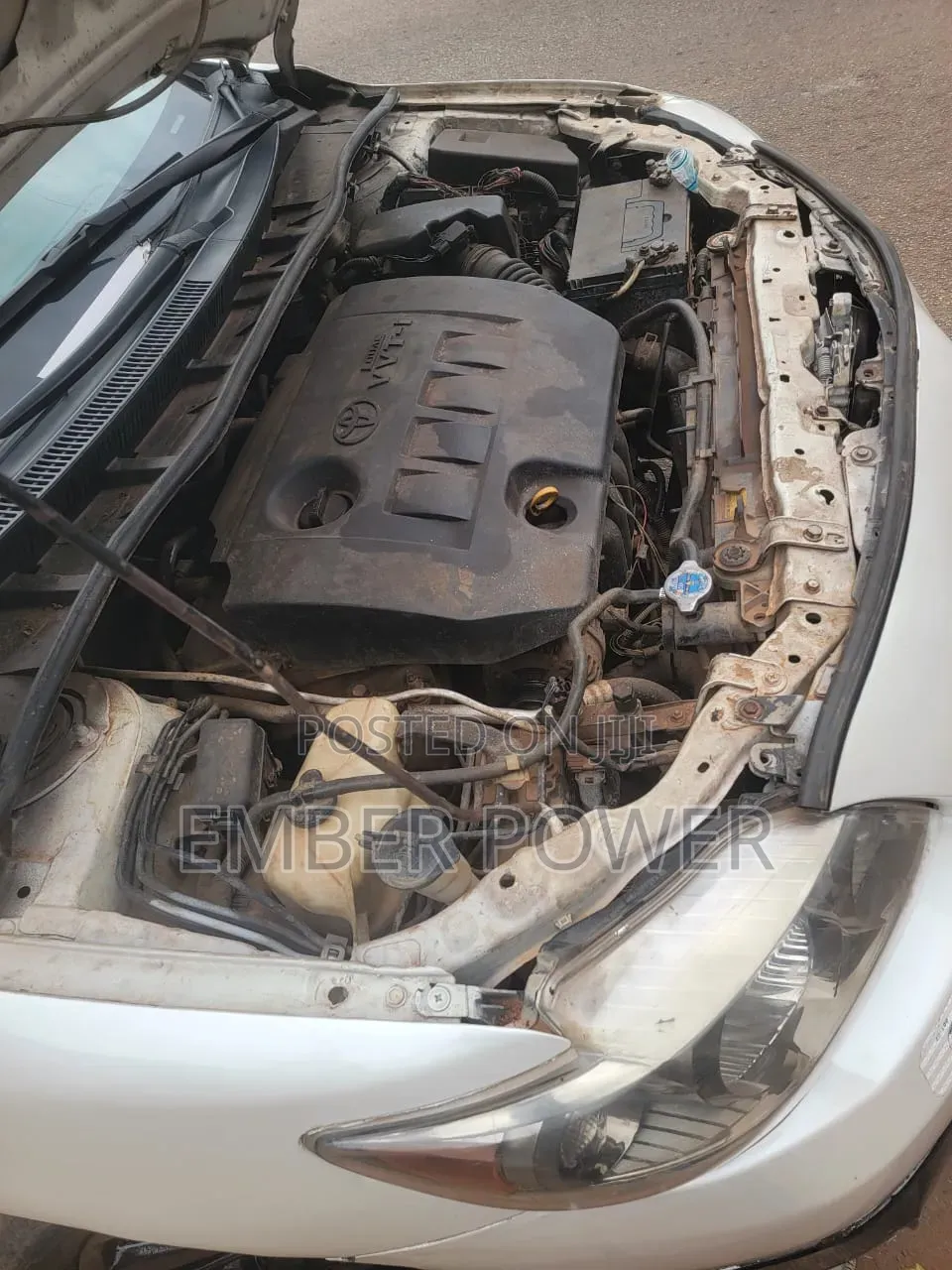 Toyota Corolla 2009 White